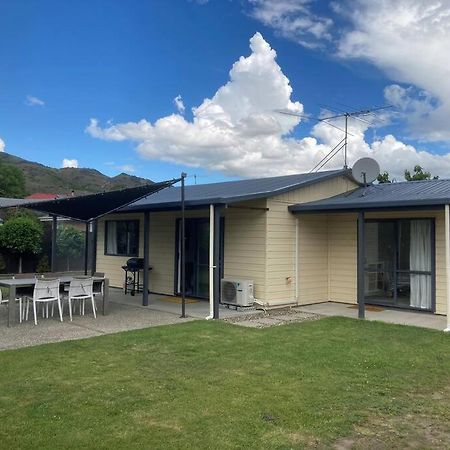Sunny Escape In Old Cromwell Vila Exterior foto